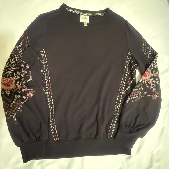 Knox Rose Tops - Knox Rose Women Embroidered Floral Crewneck Sweatshirt Black Small Boho Pullover